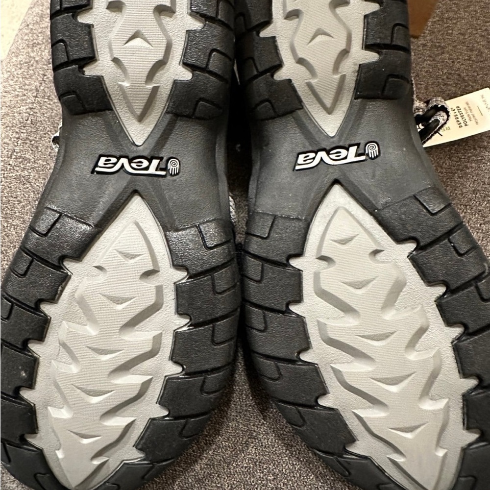 Teva Black and Gray Women's Sandals - Picture 3 of 7